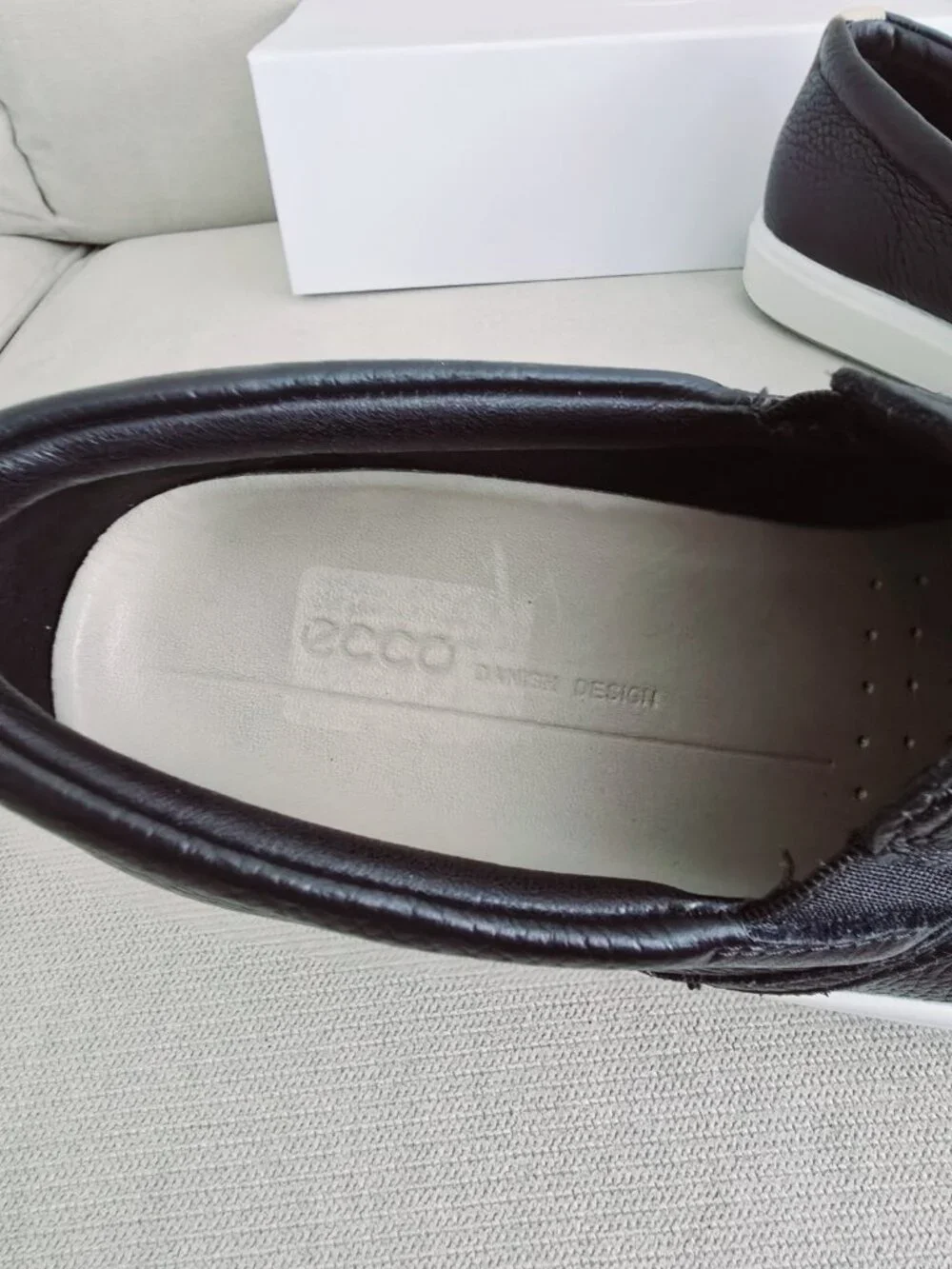 Ecco Soft 7 Black Slip On Loafer Shoes 6 6.5 - 37 Leather Womens Flat Shoes